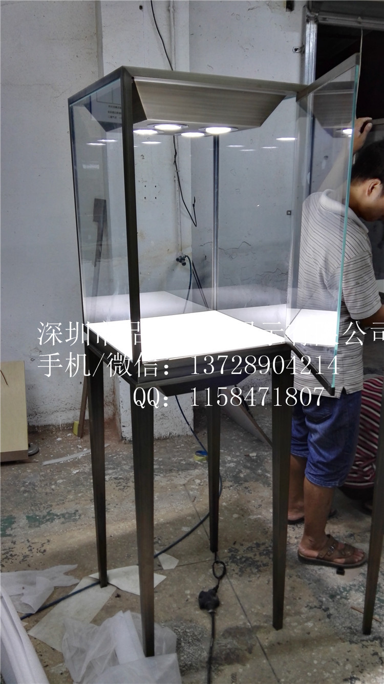 珠寶展示柜.jpg