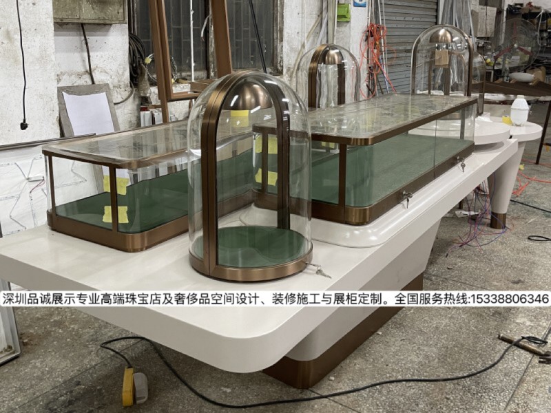 深圳品誠(chéng)展示古銅珠寶展柜設(shè)計(jì)定做5_副本.jpg
