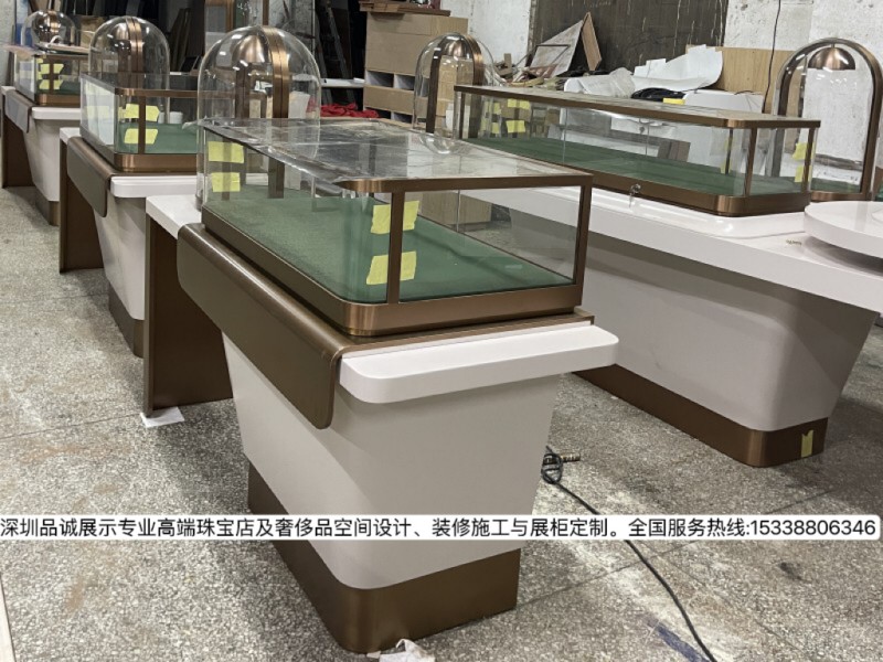 深圳品誠(chéng)展示古銅珠寶展柜設(shè)計(jì)定做_副本.jpg