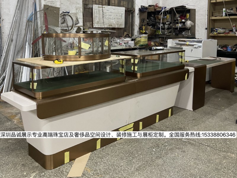 深圳品誠(chéng)展示古銅珠寶展柜設(shè)計(jì)定做2_副本.jpg