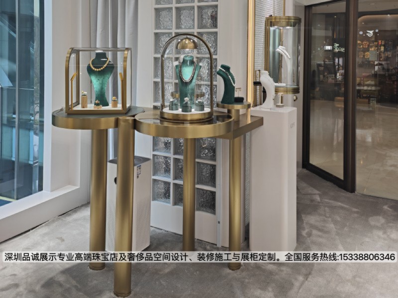 深圳品誠(chéng)展示珠寶展柜設(shè)計(jì)效果4.9.2_副本.jpg