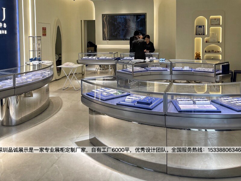 深圳品誠展示鏡面珠寶展柜設(shè)計(jì)案例2_副本.jpg